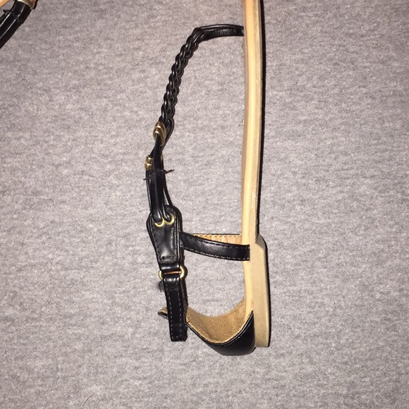 Sandals - Picture 2 of 3